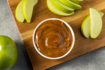 Sticker - Homemade Caramel Dip with Green Apples