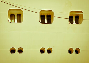 Ship windows