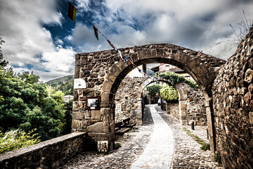 Wall Mural - bridge over the river