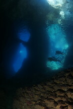 Scuba Diver Cave Dive Underwater Exploring Blue Caves Ocean Scenery
