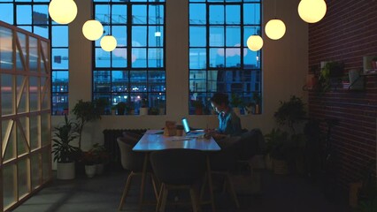 Aufkleber - Woman, office and working on laptop at night alone for project, planning and deadline at work. Female creative designer employee staying late at business workplace in the dark overworking on computer