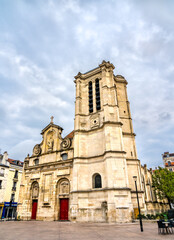 Wall Mural - Notre Dame des Vertus Church in Aubervilliers near Paris in France
