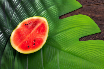 Wall Mural - Citrullus lanatus - Organic sweet tropical watermelon