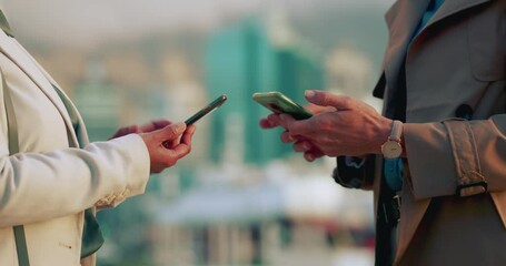 Aufkleber - Business people, hands and phone planning in a city my b2b contact sharing information and email details. Networking, web and 5g communication by man and woman compare schedule and calendar on app