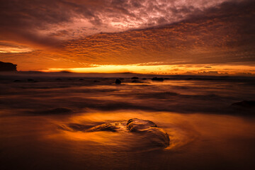 Wall Mural - Bondi Beach at sunrise, Sydney Australia