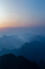 China's traditional Chinese painting ink in the mountains.