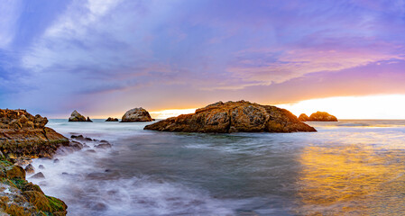 Wall Mural - Panorama sunset over the ocean at Land’s End beach
