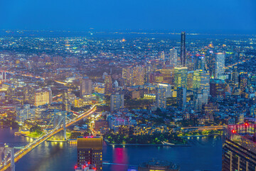 Fototapete - Cityscape of downtown Brooklyn skyline  from Manhattan New York City