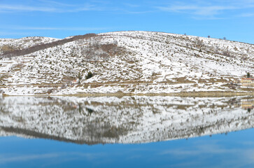 Riflesso sul Lago di Campotosto