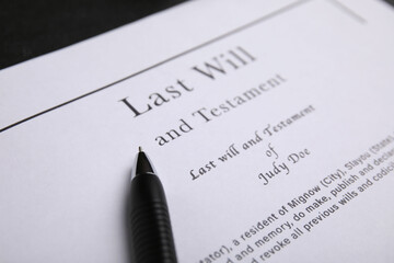 Wall Mural - Pen on last will and testament, closeup