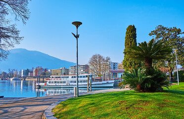 Wall Mural - The green park on the bank of Lake Maggiore, Locarno, Switzerland