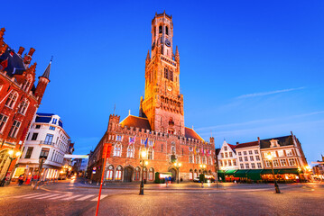 Fototapete - Bruges, Belgium. Blue hour in Grote Markt with Belfry, famous city of Flanders.