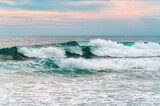Fototapeta Morze - surfing waves