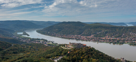 Sticker - panorama landscape of the Danube Bend in Visegrad with the historic Visegrad Castle on the hilltop