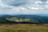 Fototapeta Na ścianę - widok na okolicę z góry Śnieżka, Karkonosze, strona Czeska, Czechy
