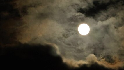 Wall Mural - Fullmoon light and cloud move