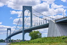 The Bronx–Whitestone Bridge. A Suspension Bridge, Carries Traffic Over The East River From Bronx To Queens, NYC