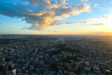 神奈川県横浜市 横浜ランドマークタワー展望台からみる夕暮れの街並み（西側）
