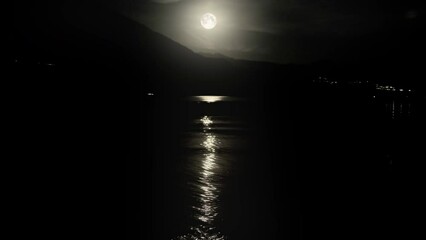 Wall Mural - night full moon and moonbeam in sea, 4k