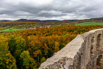 Wall Mural - Kleiner Herbstspaziergang durch die schöne Parklandschaft bei Bad Liebenstein - Thüringen - Deutschland