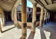 Pompei - Colonne del peristilio della Casa degli Amanti