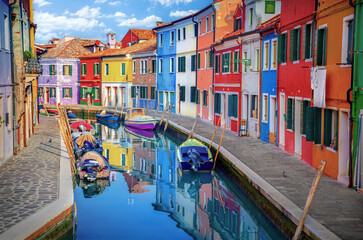 Wall Mural - Colorful houses in Burano, Venice, Italy