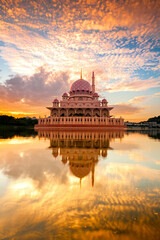 Wall Mural - Putra mosque during sunset sky, the most famous tourist attraction in Malaysia.