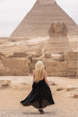 travel and tourism to giza pyramids, egypt