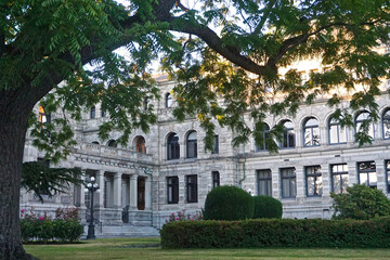 Wall Mural - Victoria, British Columbia, Canada: The Neo-Baroque architecture of the British Columbia Parliament Buildings (1897)