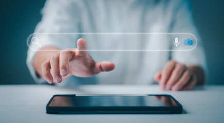 Leinwandbilder - Data Search Technology Search Engine Optimization. man's hands are using computer tablet to Searching for information. Using Search Console with your website, job search, finding data, information.