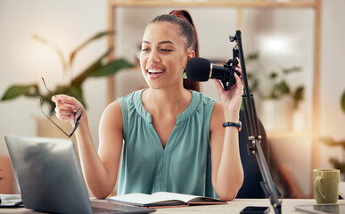 Fototapete - Podcast, influencer and woman in home office with microphone and laptop, live streaming business and finance tips. Blog, speaker and girl recording or creating content for online social media page