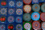 Fototapeta Młodzieżowe - Decorative ceramic plates with traditional uzbek ornament in a market, uzbekistan