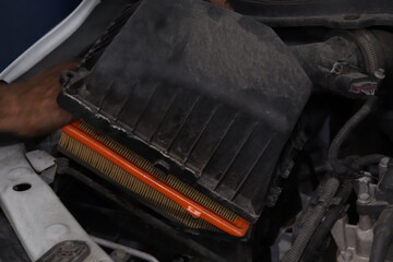 Troca de Filtro de Ar / Air Filter Replacement