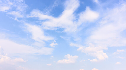 Wall Mural - bright blue sky - panoramic cloudscape