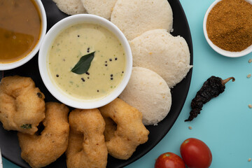 Wall Mural - South Indian breakfast-Idli, sambar, wada, coconut chutney