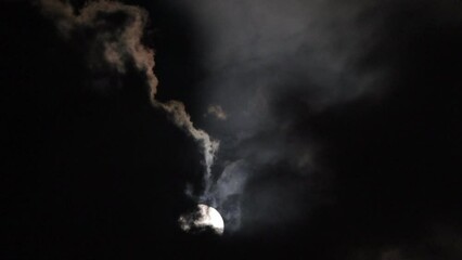 Wall Mural - Full moon over the cloud