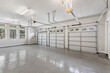© Allison - Large Home garage