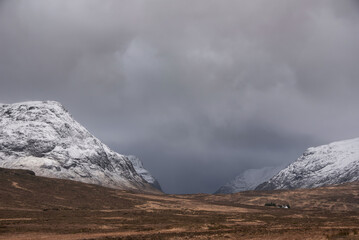 Wall Mural - Majestic dramatic landscape Winter image of iconic Stob Dearg Buachaille Etive Mor mountain in Scottish Highlands