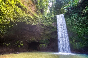 Canvas Print - Tibumana waterfall in Bali