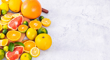 Canvas Print - A pile of citrus fruit slices