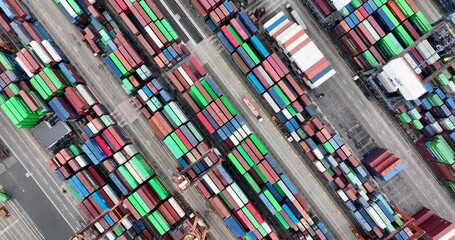 Canvas Print - Top view of Hong Kong cargo terminal port