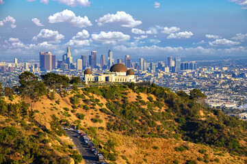 Fototapete - Griffith Observatory and Los Angeles skyline