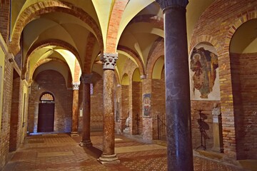 Poster - Interior of the Basilica of Santo Stefano also known as the complex of the 'Sette Chiese' in Bologna, Emilia Romagna, Italy