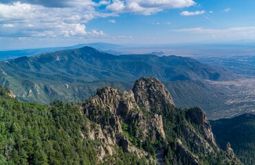 Sticker - Aerial shot of the mountainous rocky landscapes seen from the Sandia peak in Albuquerque, NM, USA