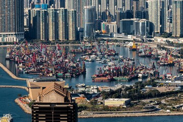 Canvas Print - Scenic bird's eye view of the beautiful Victoria harbor in Hong Kong on a summer day