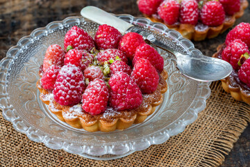 Canvas Print - Raspberry and pistachio tarts