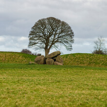 Giants Ring Neolithic Burial Ground Near Belfast