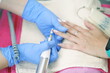 manicure, frezowanie paznokci