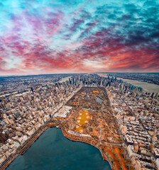 Wall Mural - Panoramic aerial view of Central Park and Manhattan at sunset, New York City from a high vantage point