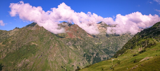 Poster - Landscape view at Lac d'Artouste in Pyrenees Orientals mountains  in France 